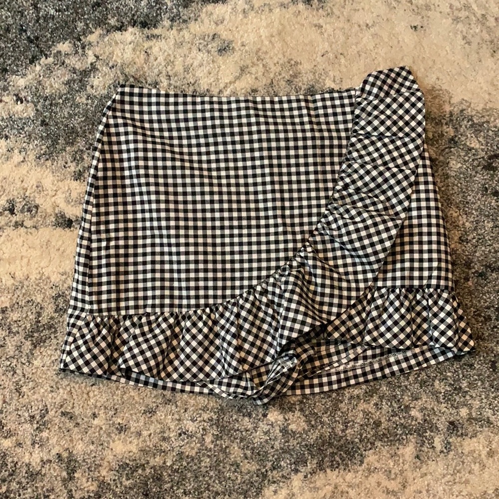 Forever 21 Gingham Skort